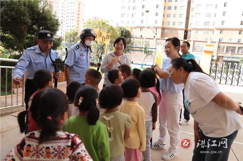 会泽县中铁二幼开展“防拐小课堂”主题安全教育活动