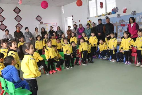 温馨相伴 快乐徜徉——高碑店市二幼中班家长开放日活动纪实